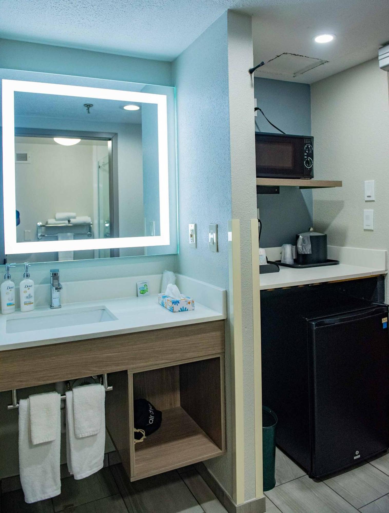 Keene Elm City Hotel, Ascend Hotel Collection Dış mekan fotoğraf